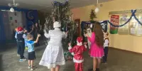 Новогодняя сказка в стенах школы