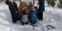 Возложение гирлянд к памятникам павшим героям Великой Отечественной войны