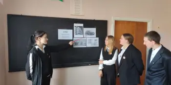 Информационный час "Как не попасть в руки мошенников, наркодиллеров и киберпреступников"